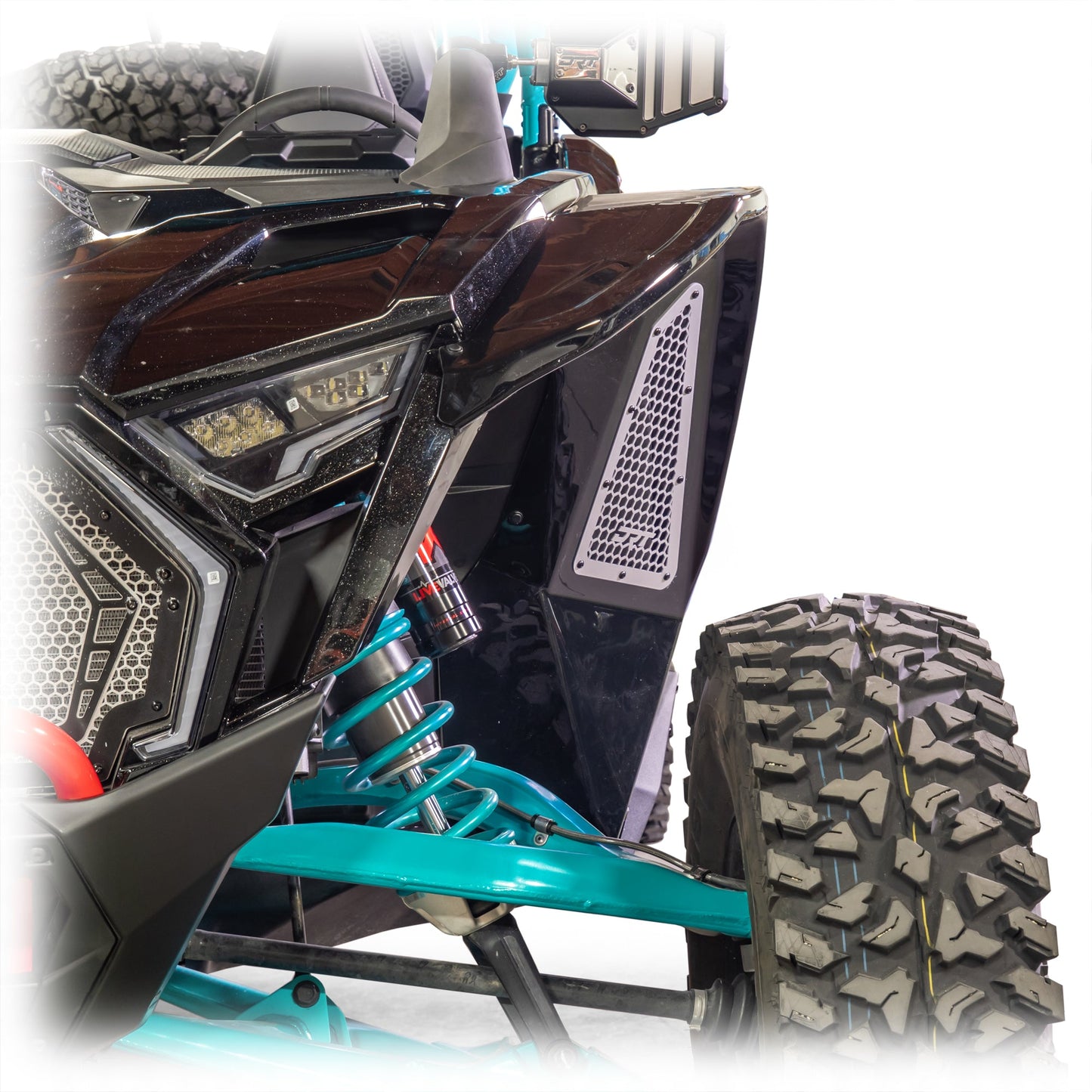 Polaris RZR wheels and extended fender clearance for 35″ tires