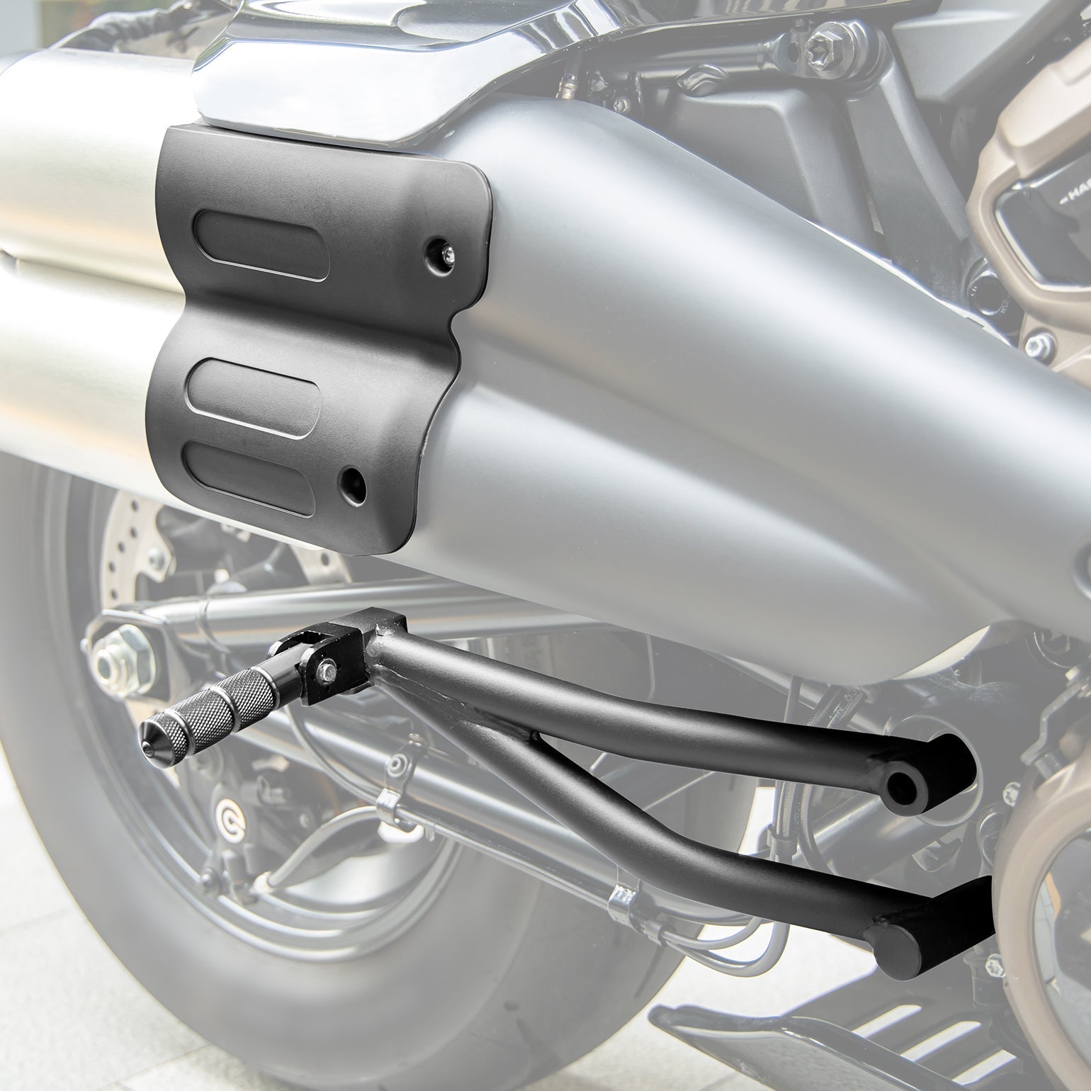 Passenger Footpeg Mount Kit Black For Sportster S 1250