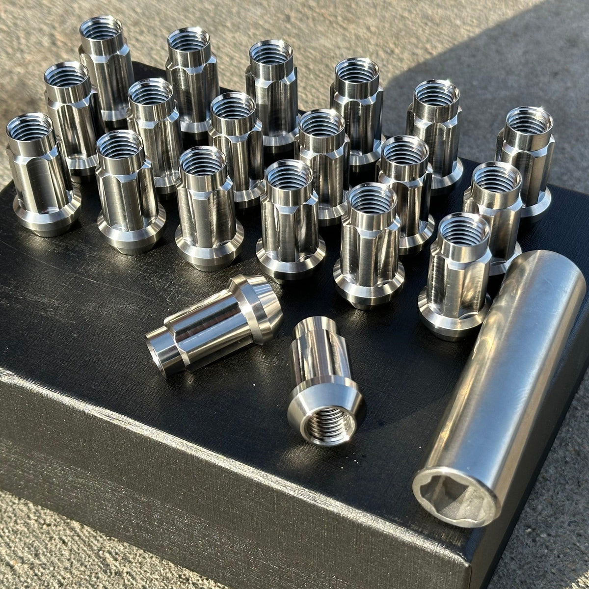 Rpm M12X1.50 Titanium Lug Nuts - Brp Can Am Polaris Rzr
