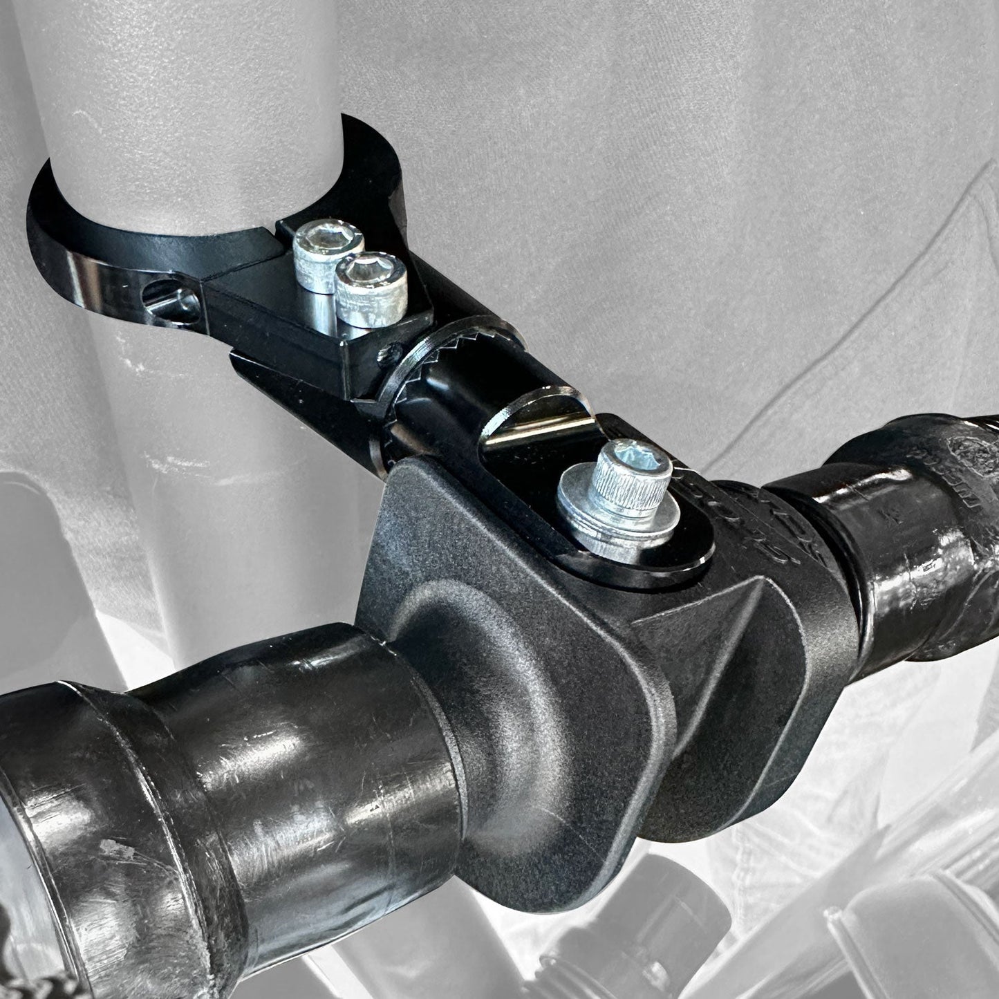 Magnetic Quick-Release for Helmet Air Pumper - CLEARANCE - with 1.5  Bar Mount