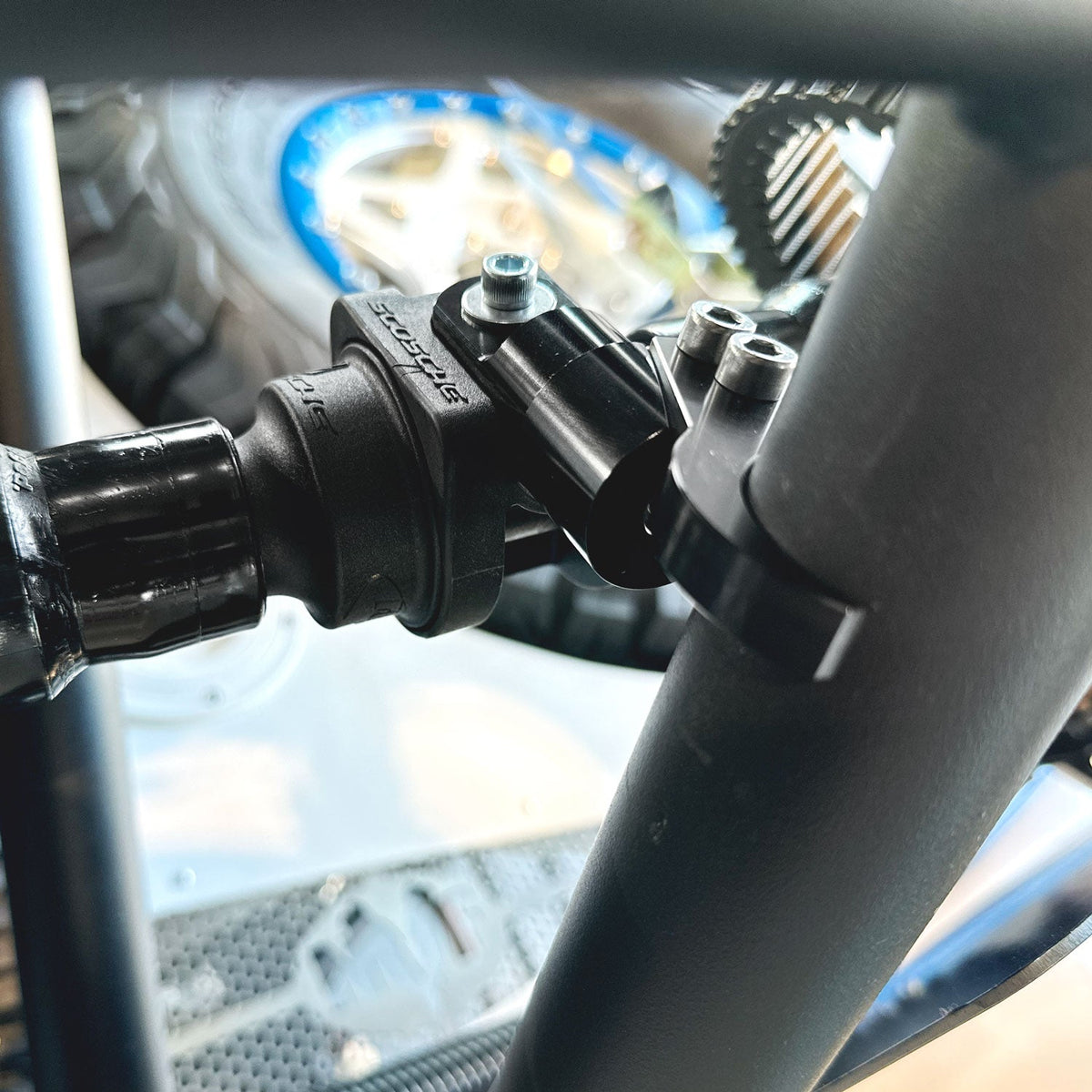 Magnetic Quick-Release for Helmet Air Pumper - CLEARANCE - with 1.0  Bar Mount