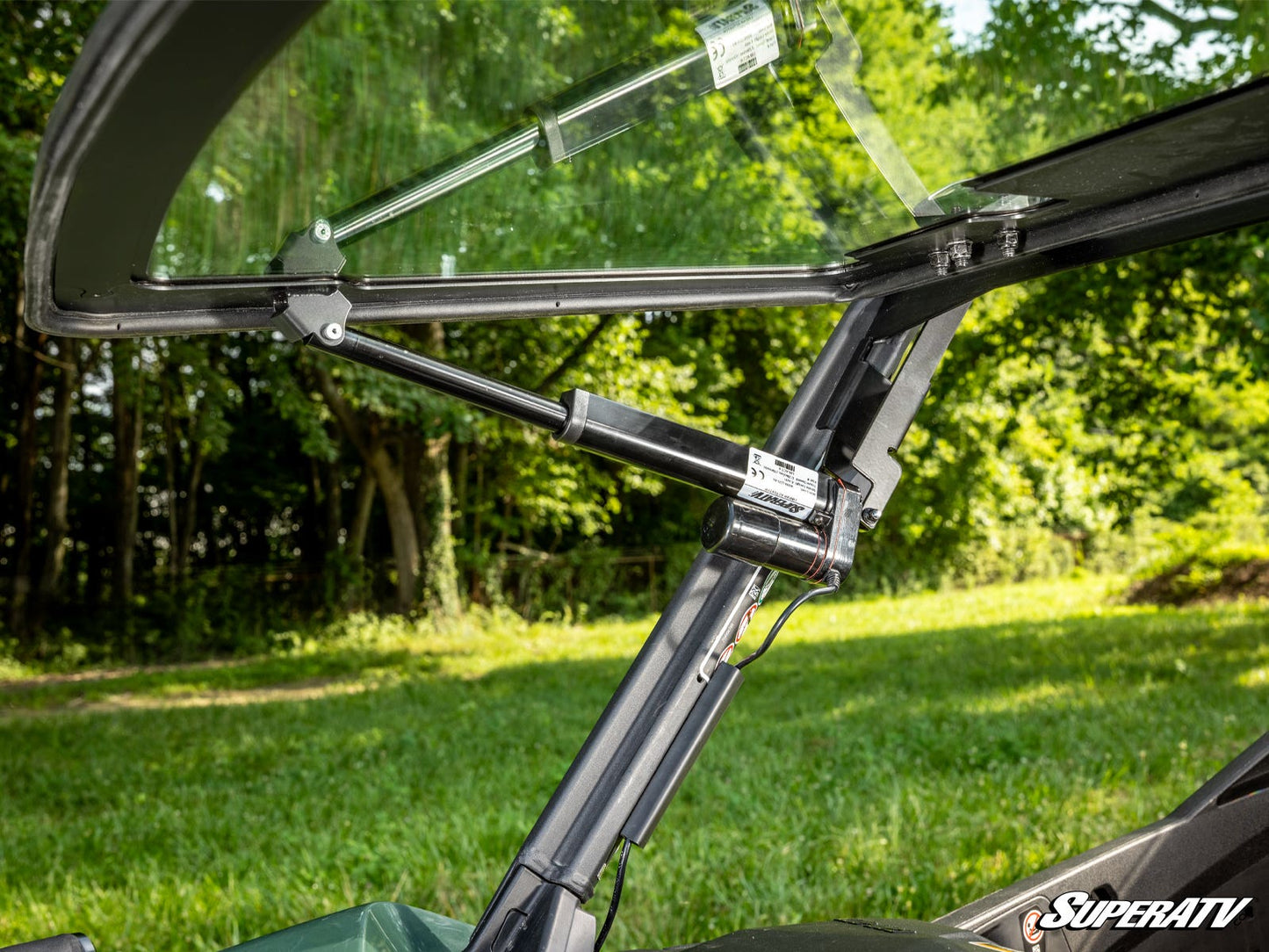 Can-Am Maverick Sport MaxDrive Power Flip Glass Windshield