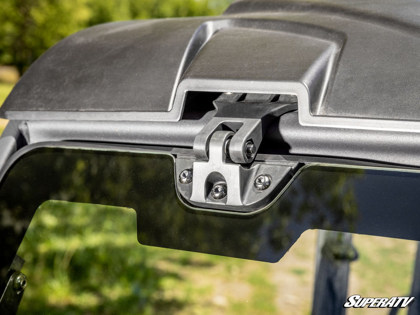 Can-Am Defender HD10 MaxDrive Power Flip Glass Windshield