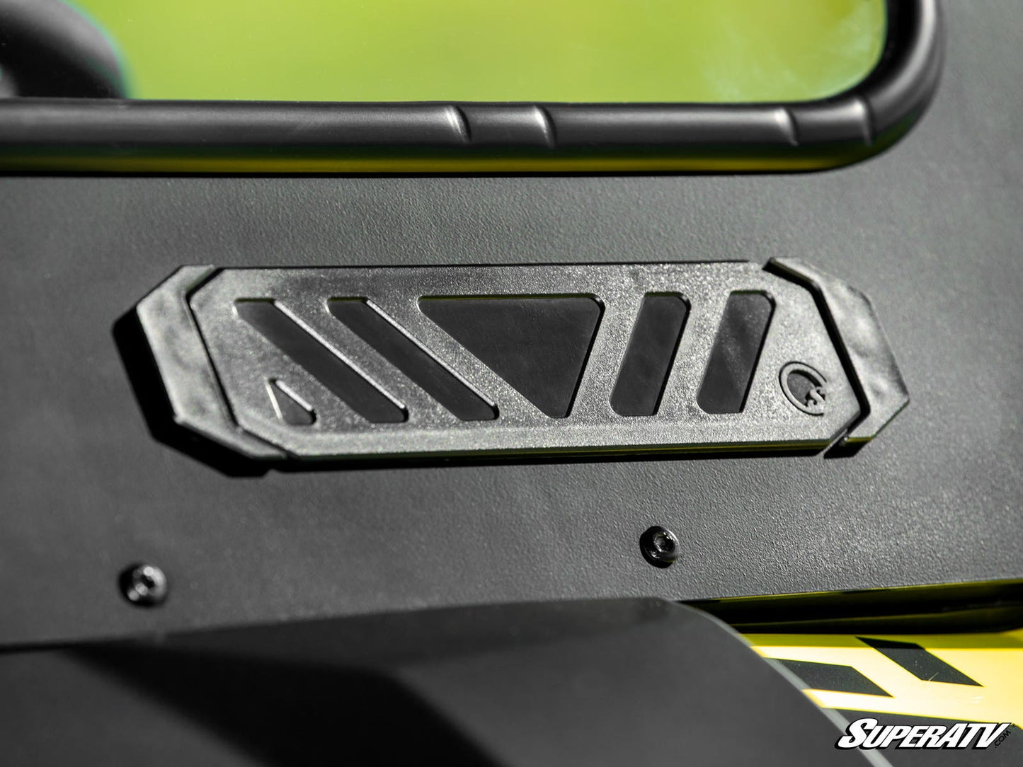 Can-Am Defender HD8 Glass Windshield