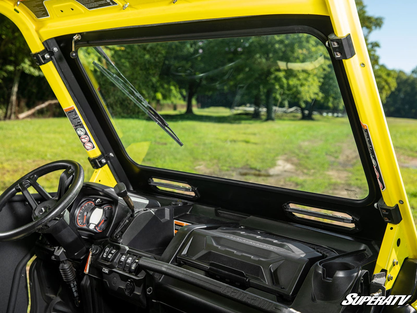 Can-Am Defender HD10 Glass Windshield