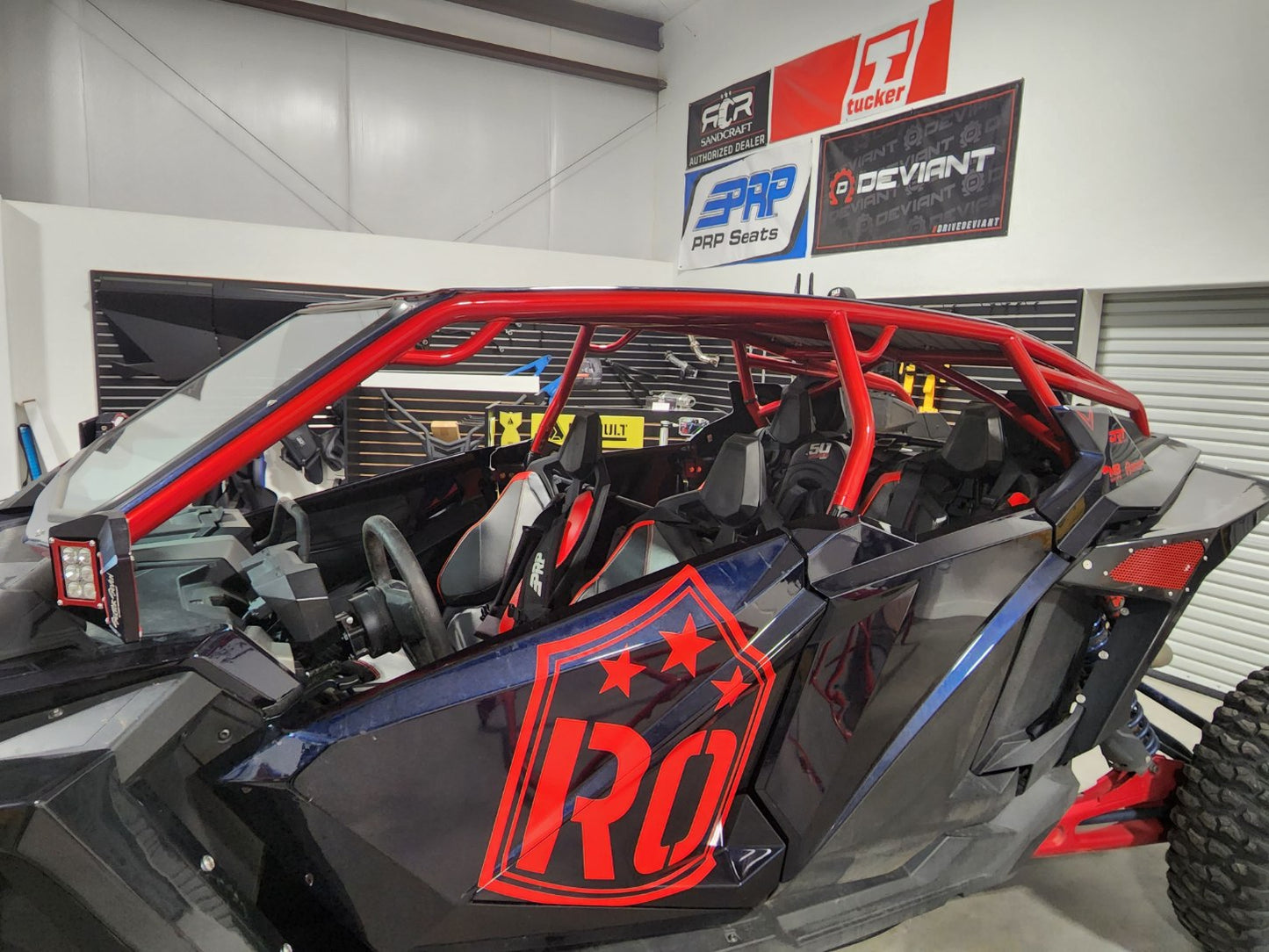 Pro R 4-Seat "FastBack" Roll Cage