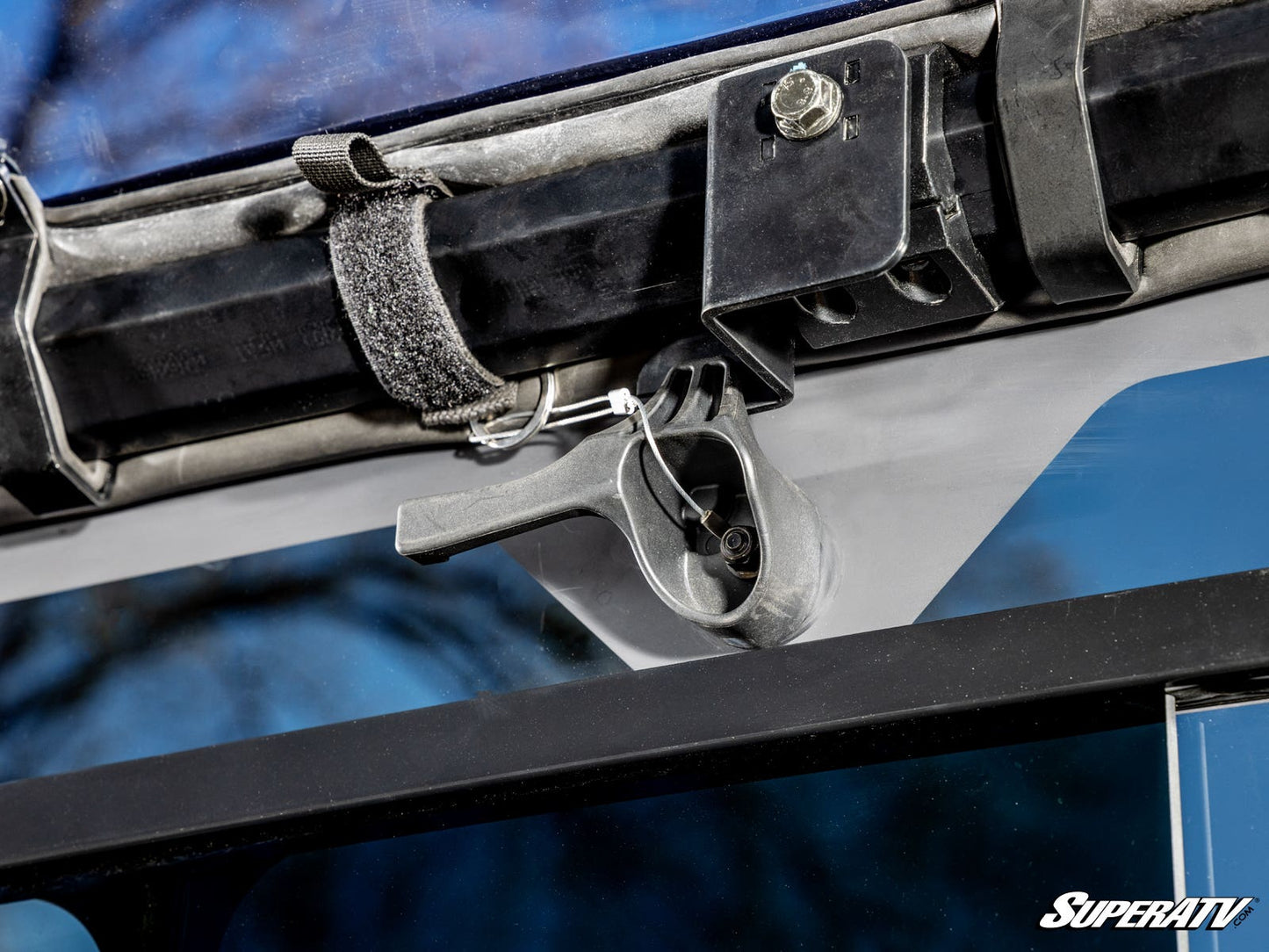 Polaris General 1000 Glass Sliding Rear Windshield